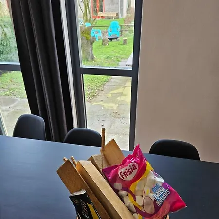 Casa de Férias 7 Person House With Swing, Firepit, Hammock, Garden, Swimming Lake, Child Friendly, In- And Outside Playground, And Great Coffee