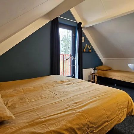 7 Person House With Swing, Firepit, Hammock, Garden, Swimming Lake, Child Friendly, In- And Outside Playground, And Great Coffee * Ewijk